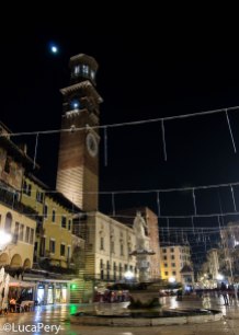 Piazza delle Erbe by night